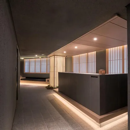Uh Suite Central Seoul