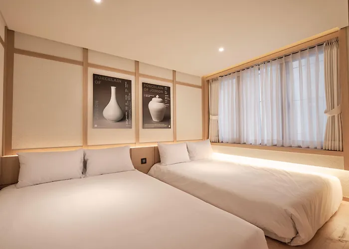 Otel Uh