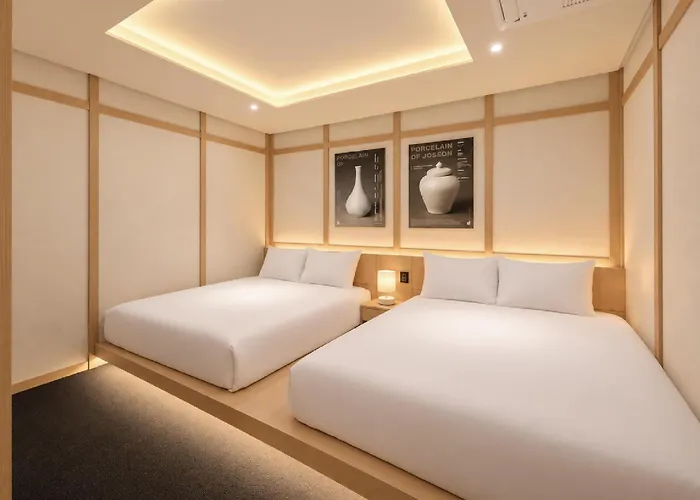 Uh Hotel